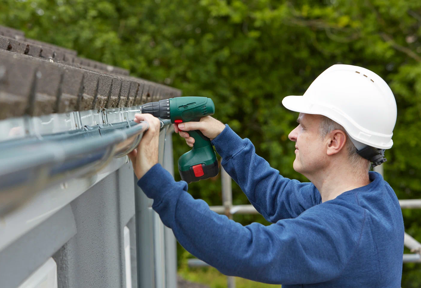 Монтаж водостоков